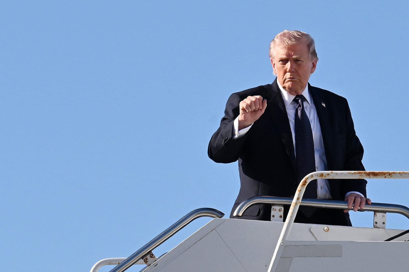 Trump to visit Kentucky amid Thomas Massie primary, according to invite