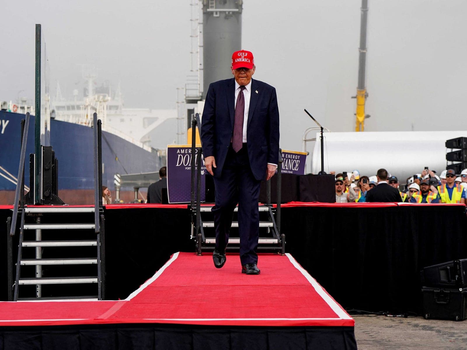 GOP lawmakers join Dems in urgent effort to rein in Trump and halt 'illegal war'