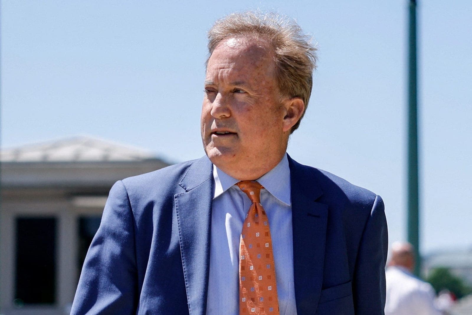 Ken Paxton responds after Trump says his suit doesn't 'look so great'