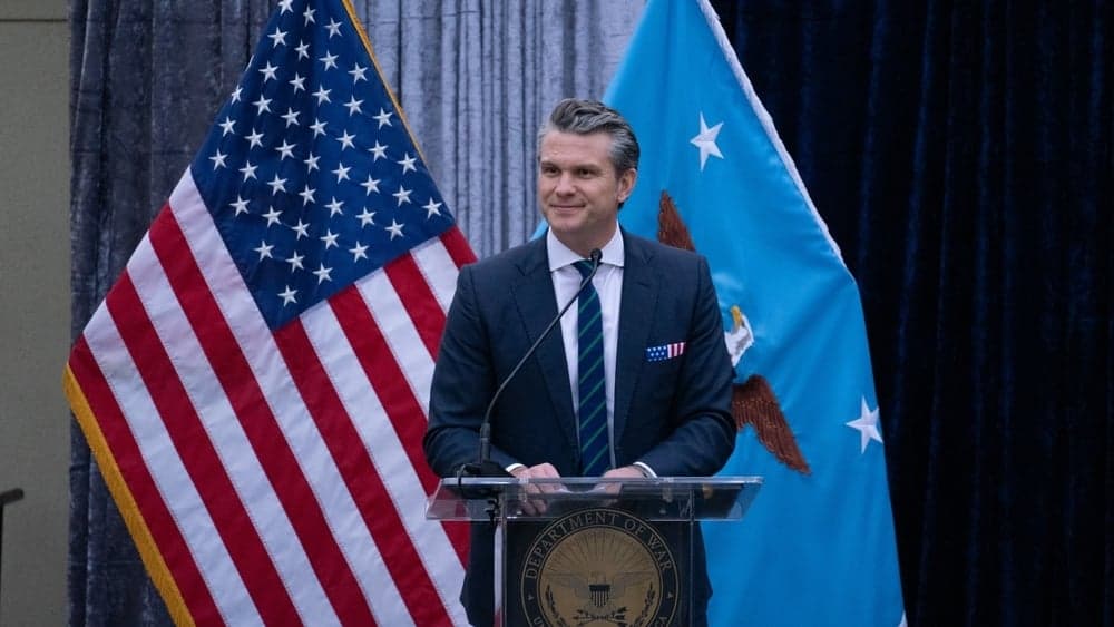Pete Hegseth Has 'Lost My Confidence,' Thom Tillis Says as Republicans Warn Pentagon Leadership Is Failin