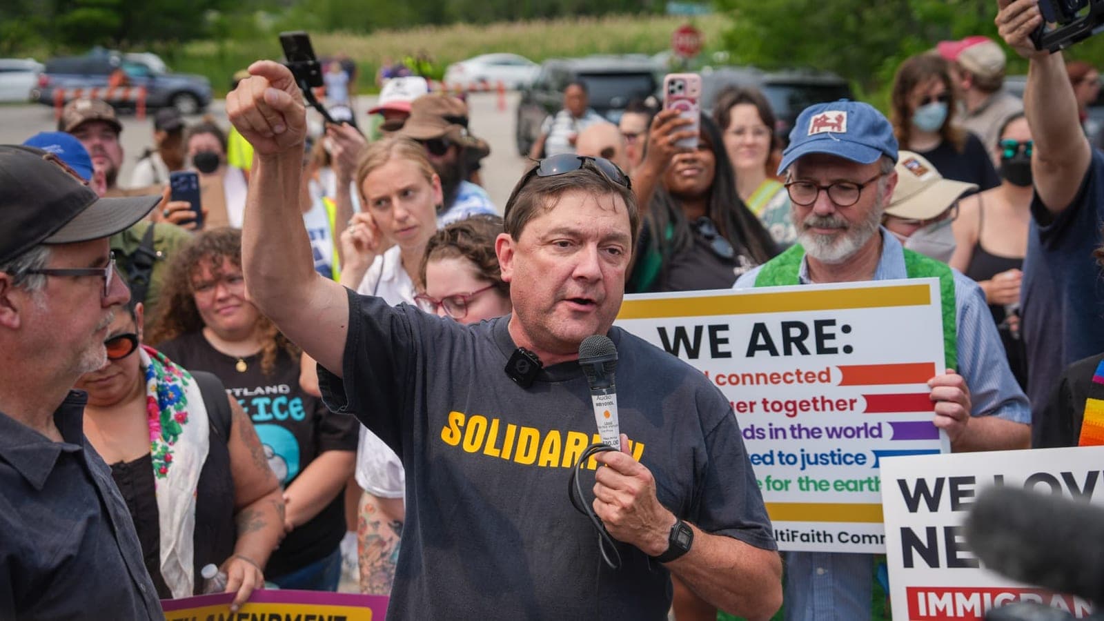 Maine Democrats are meeting to pick a new Senate nominee
