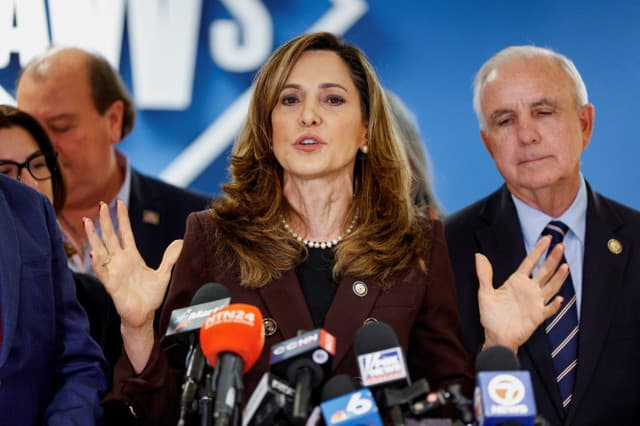 MAGA fumes as some in GOP push mass amnesty bill