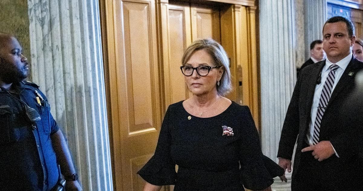 MAGA Rages at Lindsey Graham's Sister for "Idiotic" Decision
