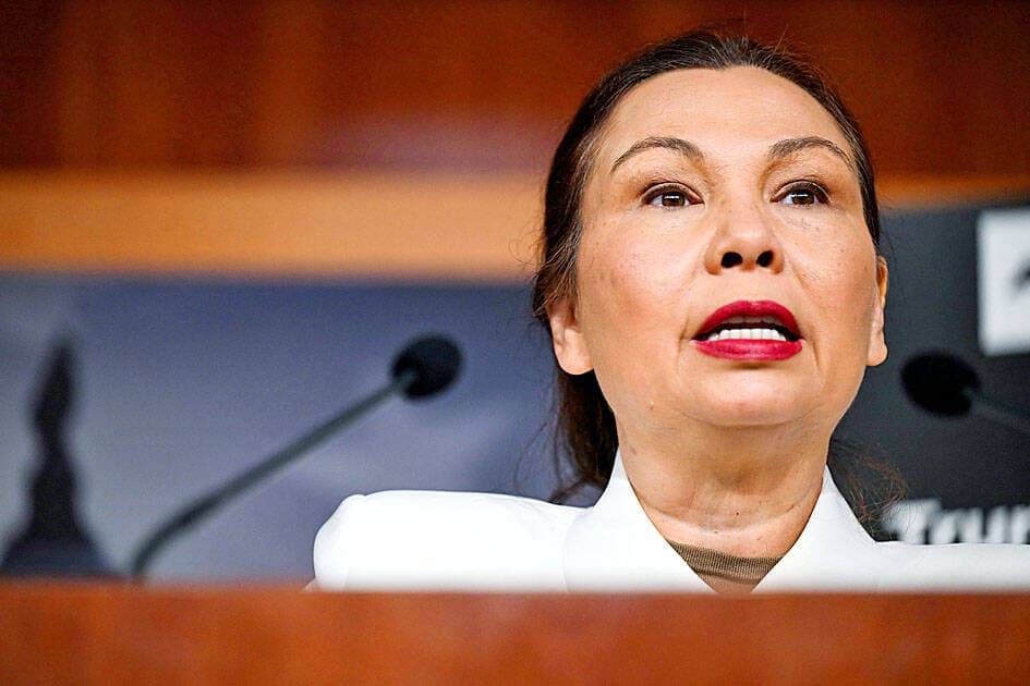US senator warns against China’s isolation tactics - Taipei Times