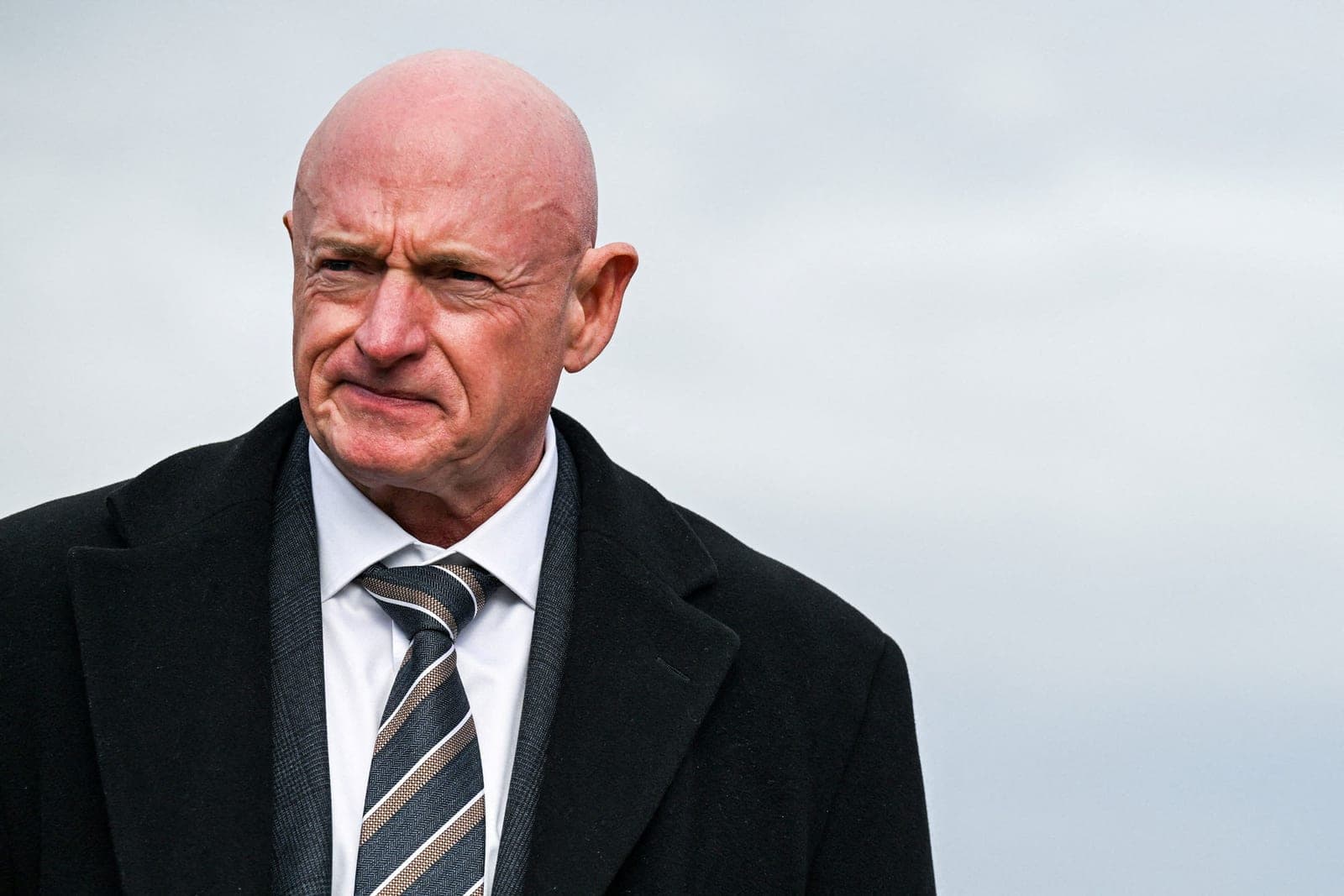 Appeals court weighs Pentagon bid to punish Senator Mark Kelly