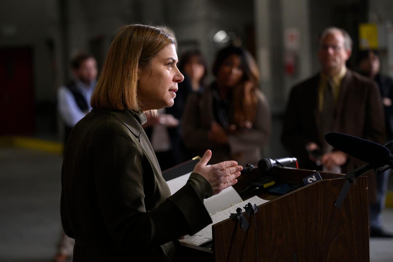 FBI counterterror investigating 6 Dem lawmakers in video, Slotkin says
