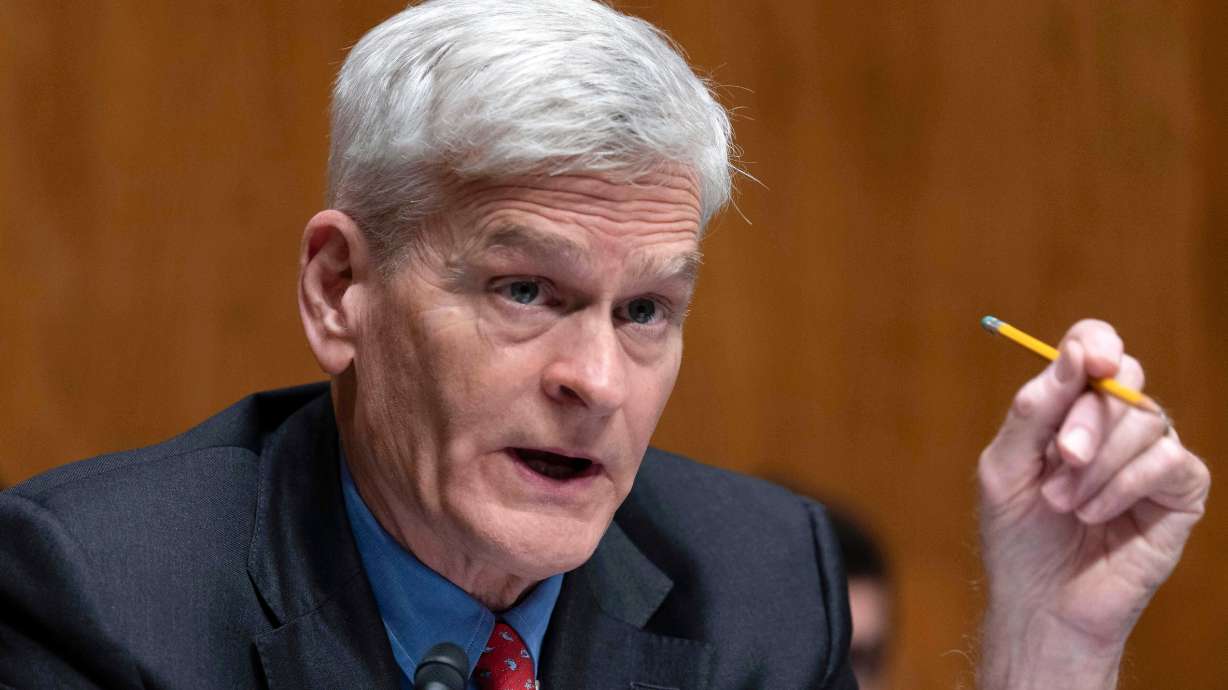 Romney praises senator who lost his seat over Trump impeachment vote