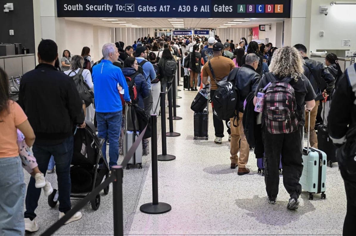 Senators Close To Deal To End Airport TSA Crisis As Americans' Fury Mounts
