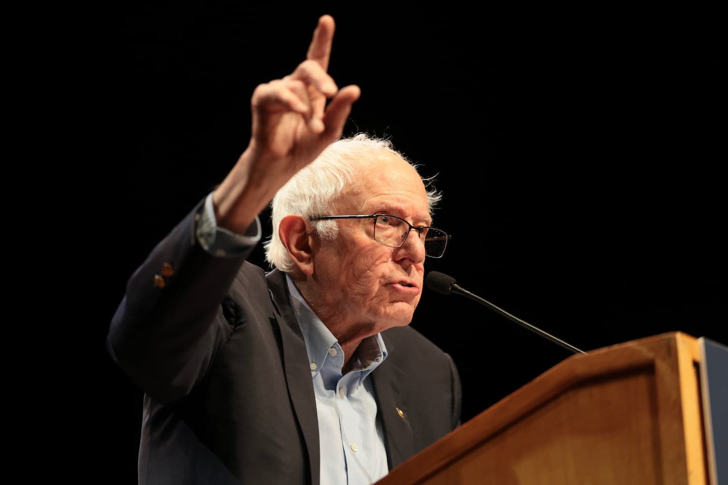 Senator Bernie Sanders stands by Graham Platner after controversy