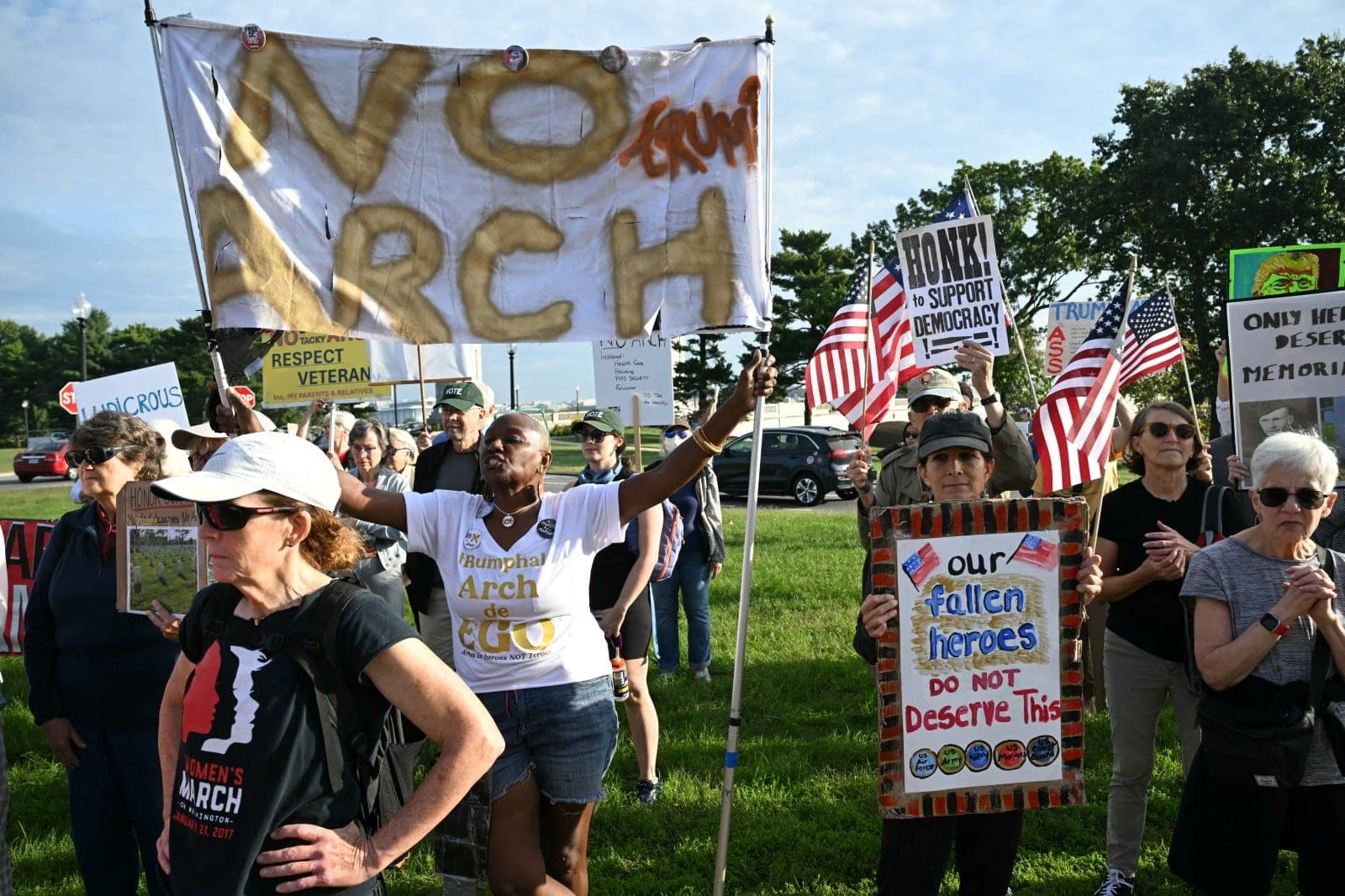 Veterans Protest Trump Arch Amid Lawsuit: 'Veterans Over Vanity'