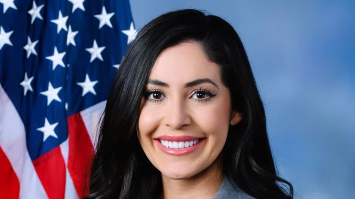 Florida Rep. Anna Paulina Luna allegedly tipped off a MAGA influencer that Trump would pick Vance, then he placed a winning bet on Polymarket