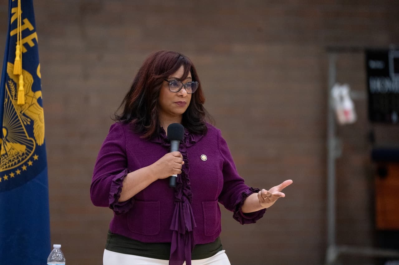 Federal lawmaker demands action after racist slurs at Oregon high school games