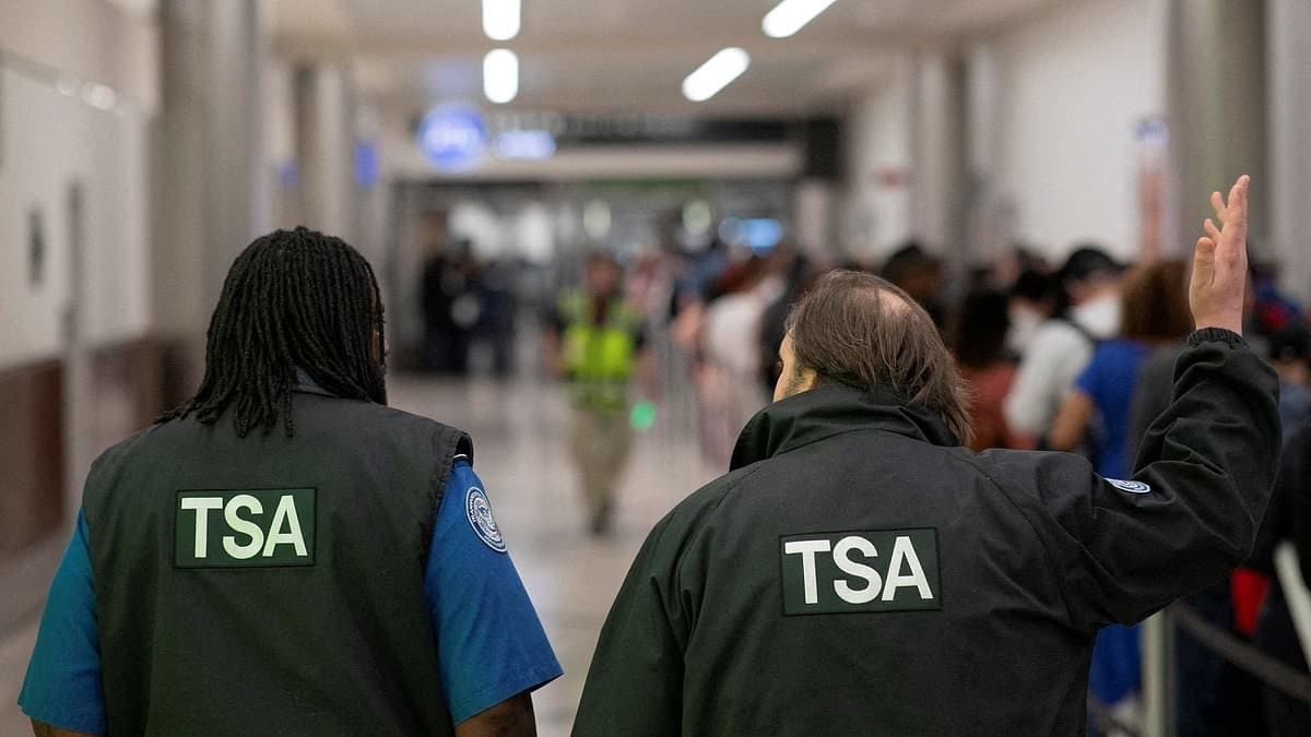 Hardline Republicans throw DHS funding bill into chaos
