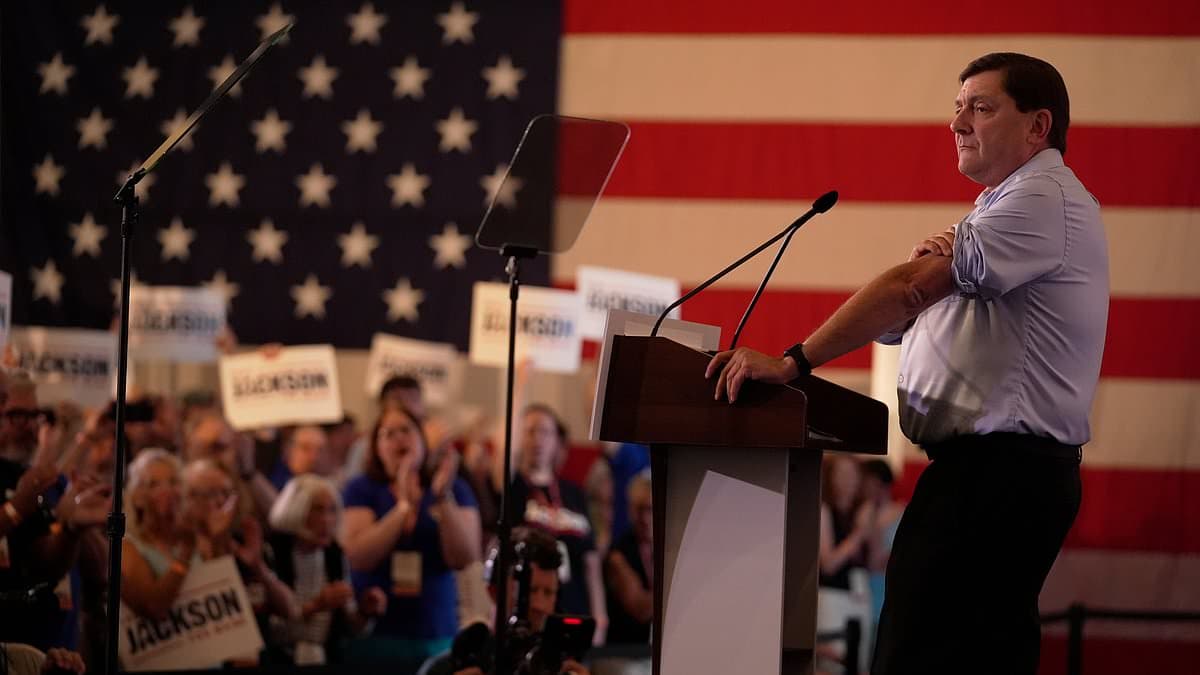Fateful twist in Democrats must-win race: Candidate in love with his cousin