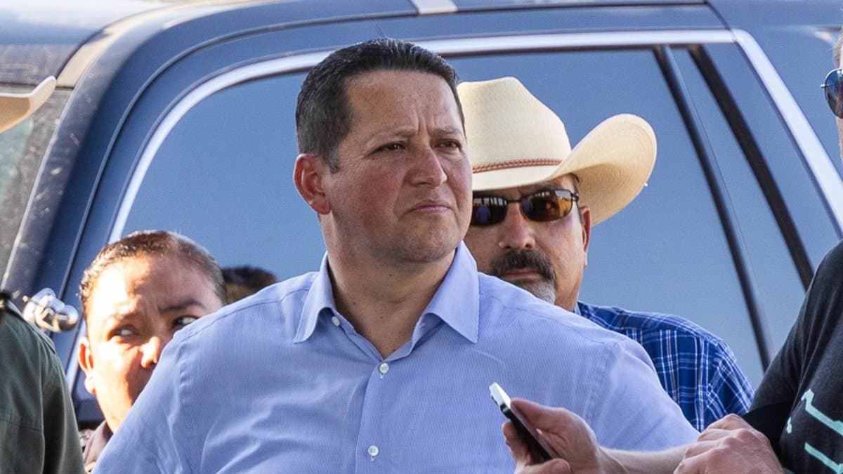 Married Congressman drops reelection campaign after confessing to affair with aide who set herself on fire