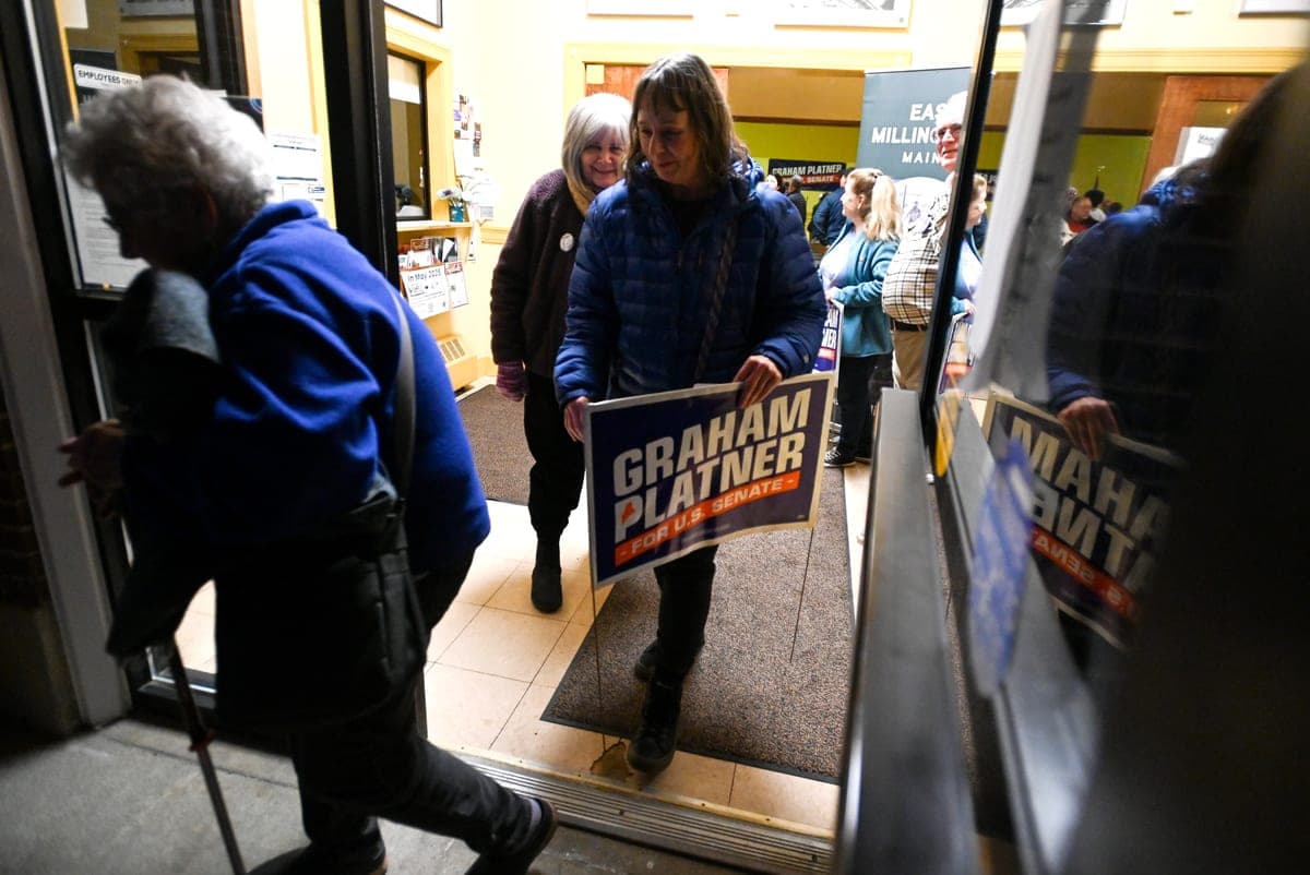 Republicans are picking apart Graham Platner's Reddit archive post by post