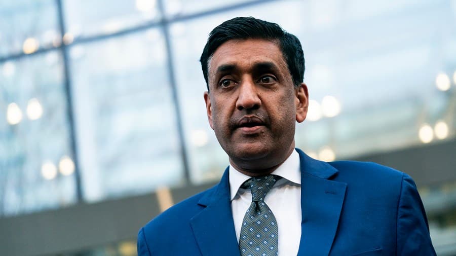 Khanna reads names of 6 men 'likely incriminated' in Epstein files on House floor