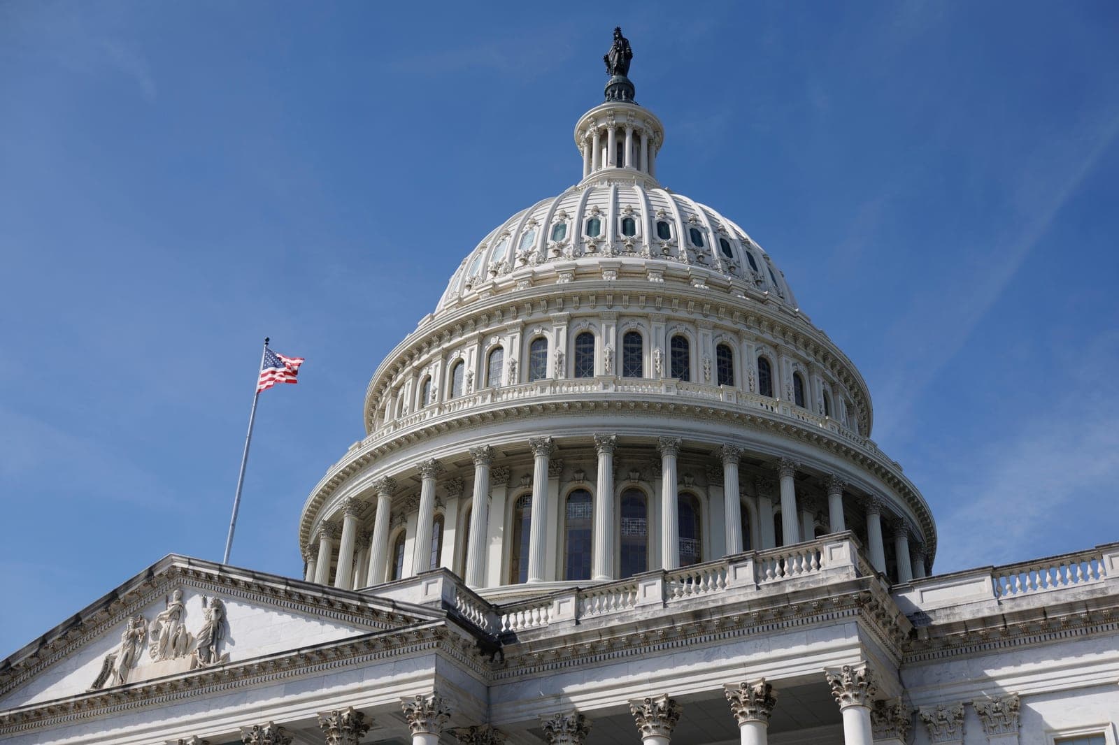 The Latest: Trump signs executive order to pay TSA after funding bill collapses in Congress