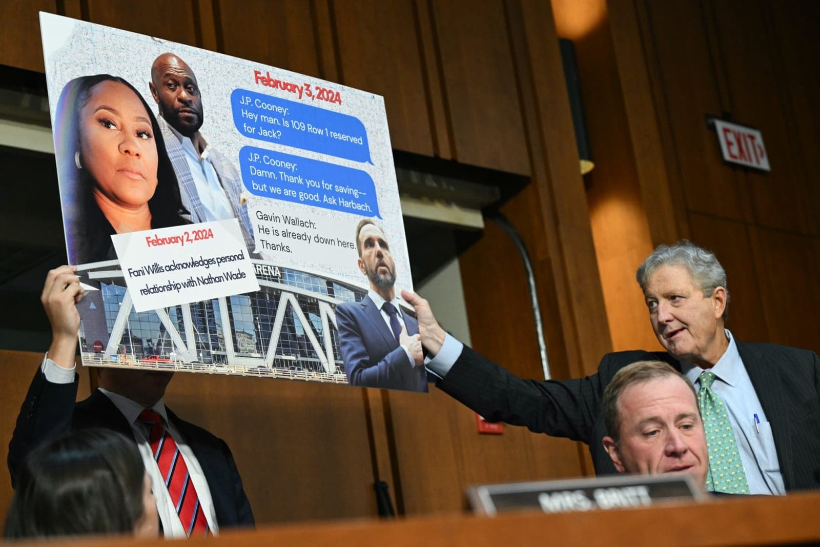 US Senator flubs facts in accusing former prosecutor of perjury - Yahoo