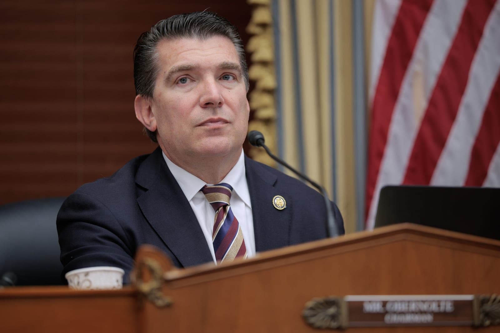 Federal AI Regulation Bill Freezes State Consumer Protections for Three Years, Sparks Revolt