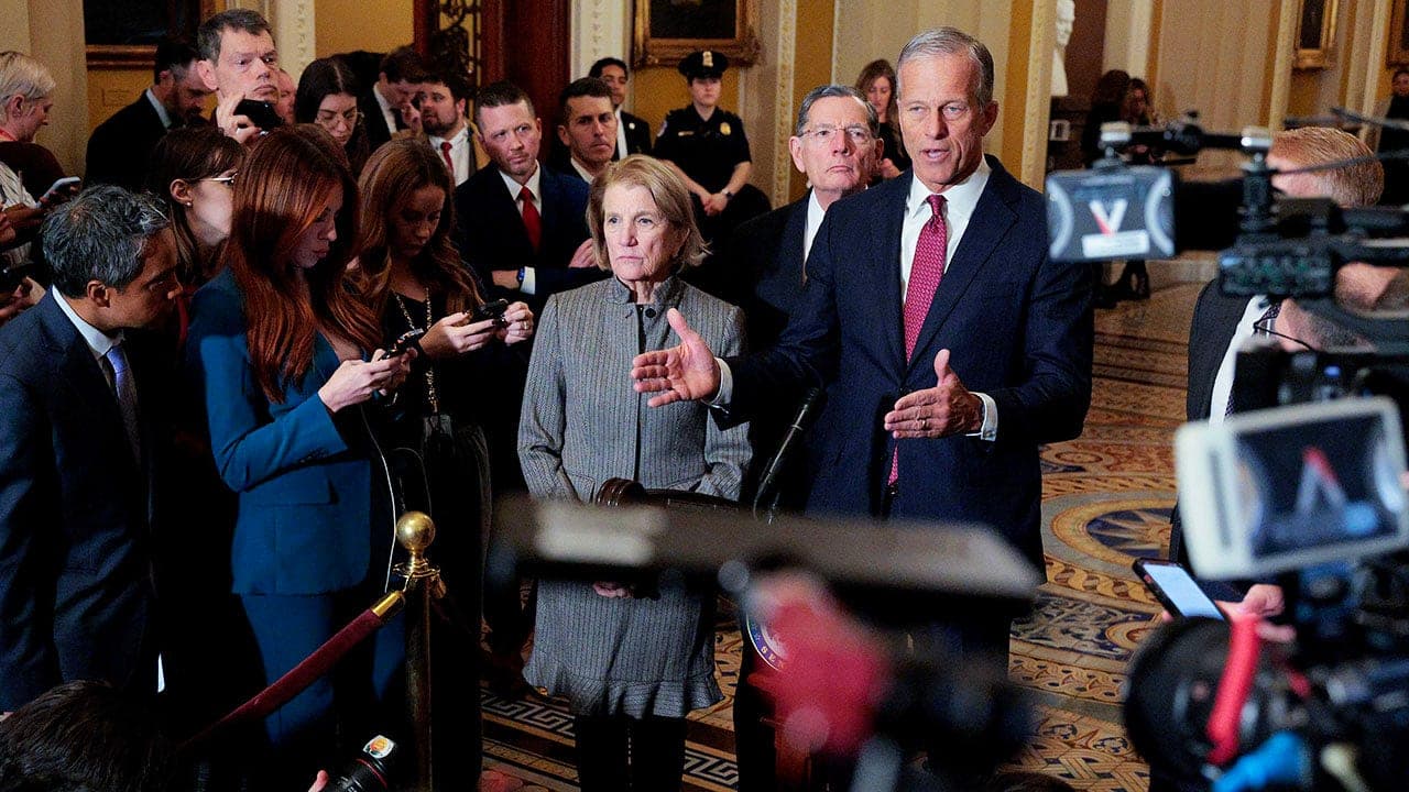 Senate Republicans consider splitting DHS funding bill to avert shutdown