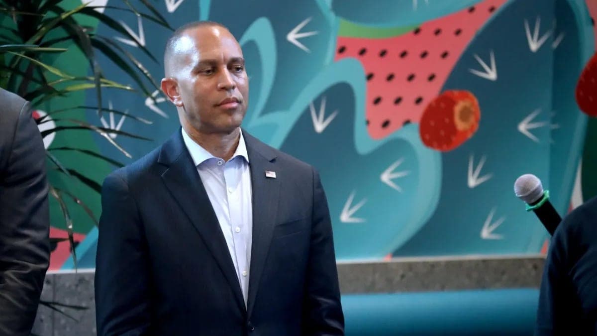 'Good riddance': Pam Bondi gets dumped, and Hakeem Jeffries already has bets on who will be Trump's next casualty