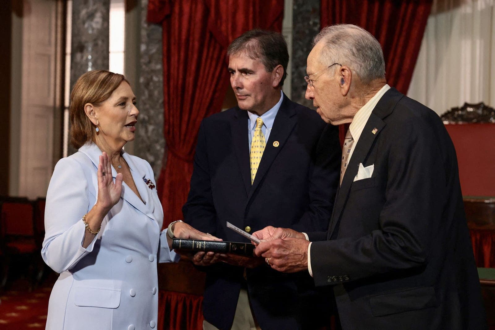 Who is Darline Graham? Lindsey Graham's sister sworn in to finish his Senate term