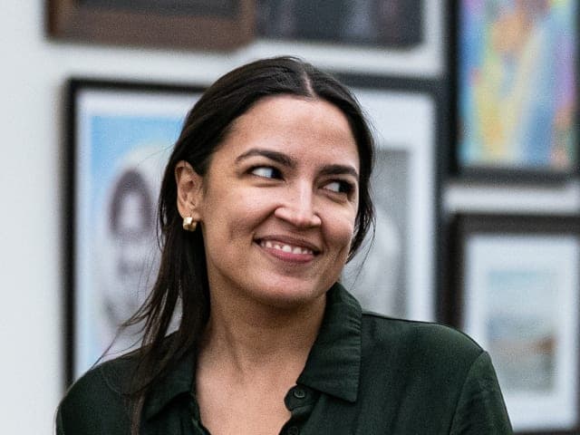 AOC Dodges on Whether Chuck Schumer Should Step Down as Dem Senate Leader