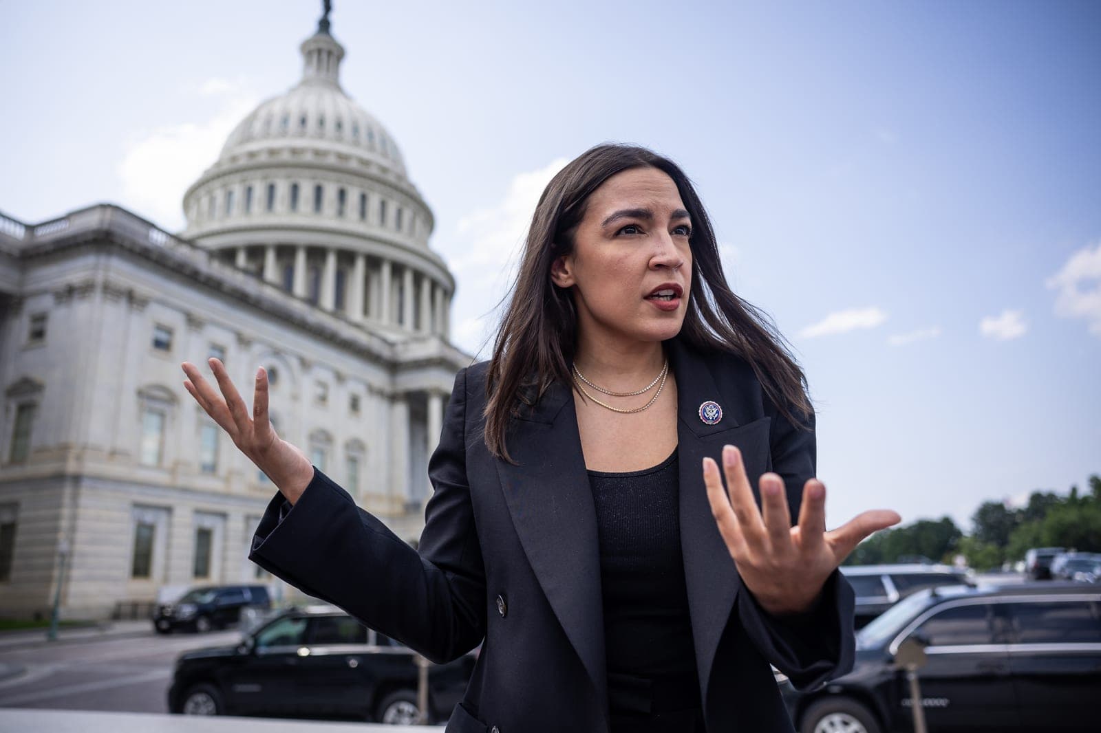 AOC, nine other House Dems sign on to AI superintelligence ban