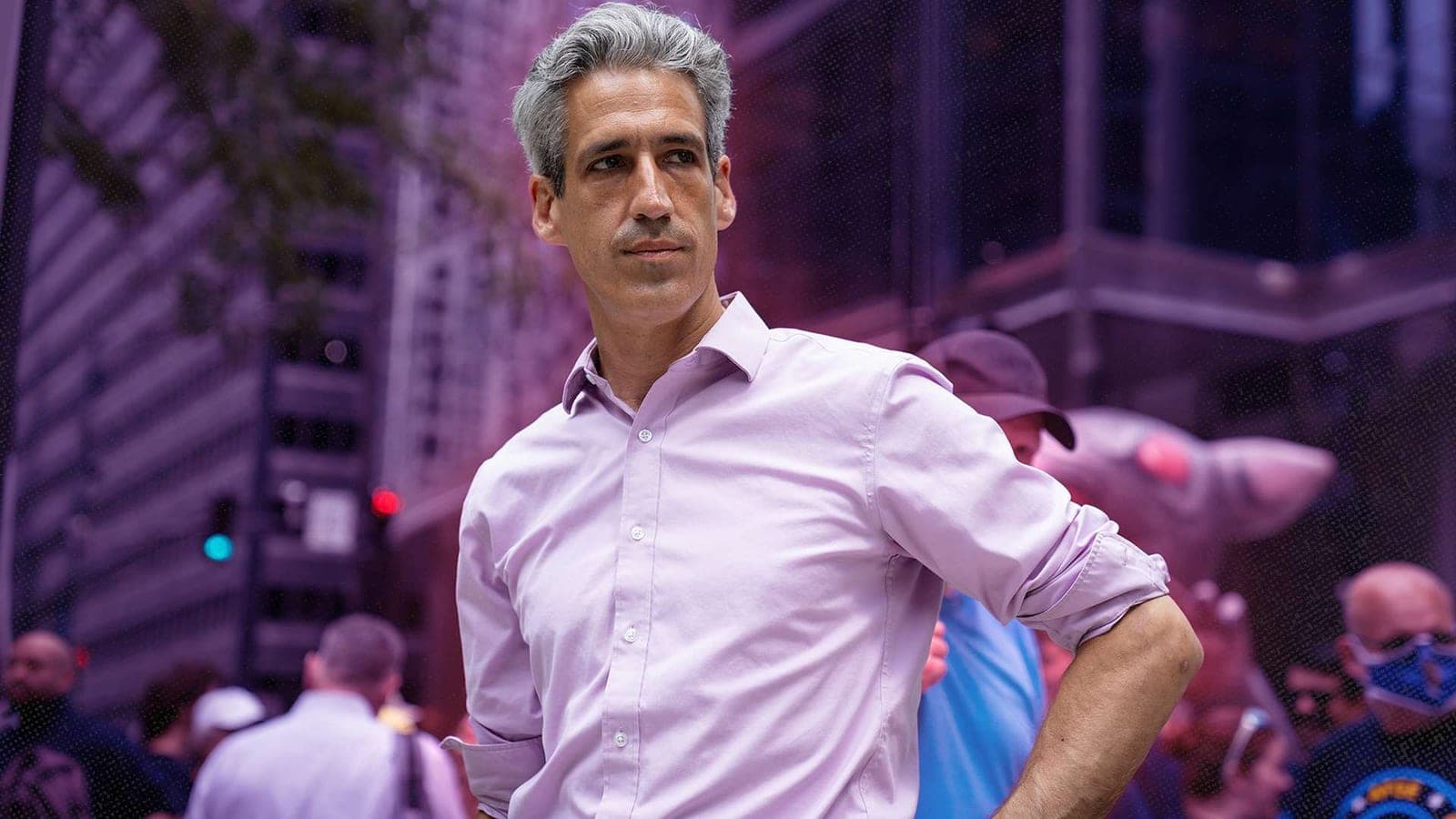 Daniel Biss wins in Illinois despite student dating scandal