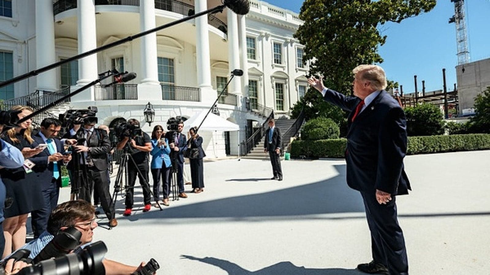 Trump jumps into ICE 'enforcement proceedings' against Ilhan Omar over immigration fraud * WorldNetDaily * by Joe Kovacs