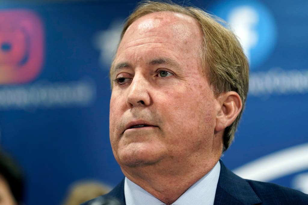 GOP Campaign Arm Deletes Messages Critical of Ken Paxton
