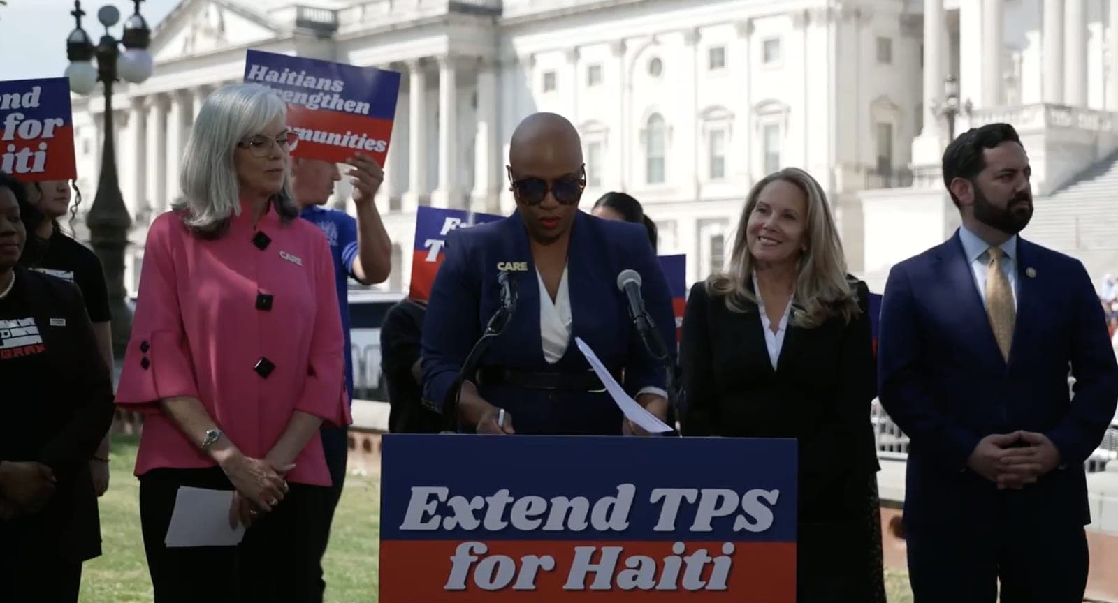 House passes bill to extend TPS for Haitians