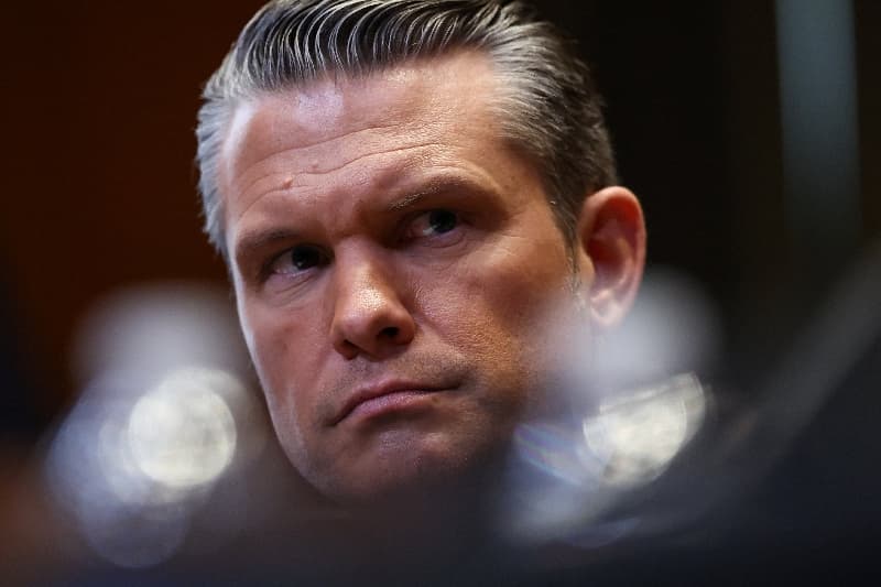 Hegseth steps away from war duties to campaign against Trump foe
