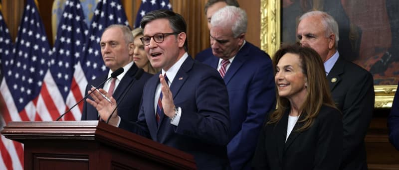 Six Democrats Join Republicans To Finally End Schumer Shutdown After 43 Days