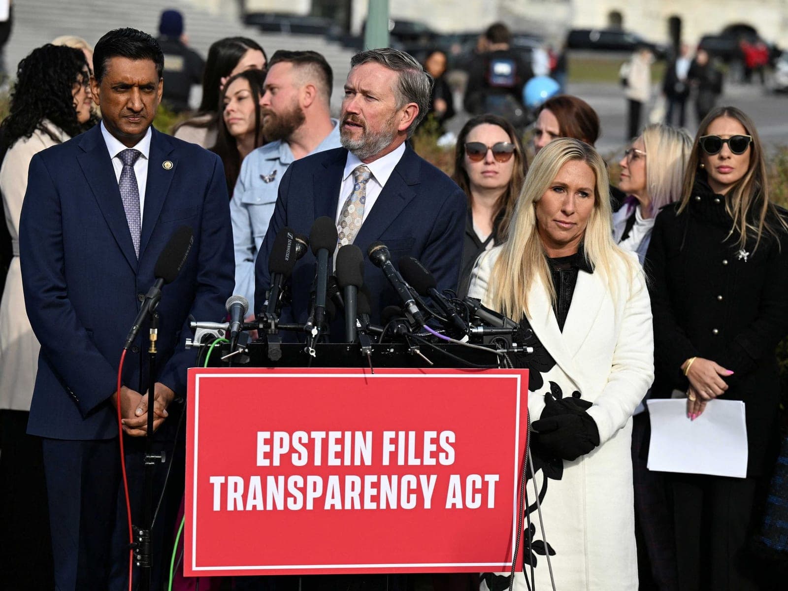 DOJ claims lawmaker named 4 'random' people who had 'nothing to do' with Epstein