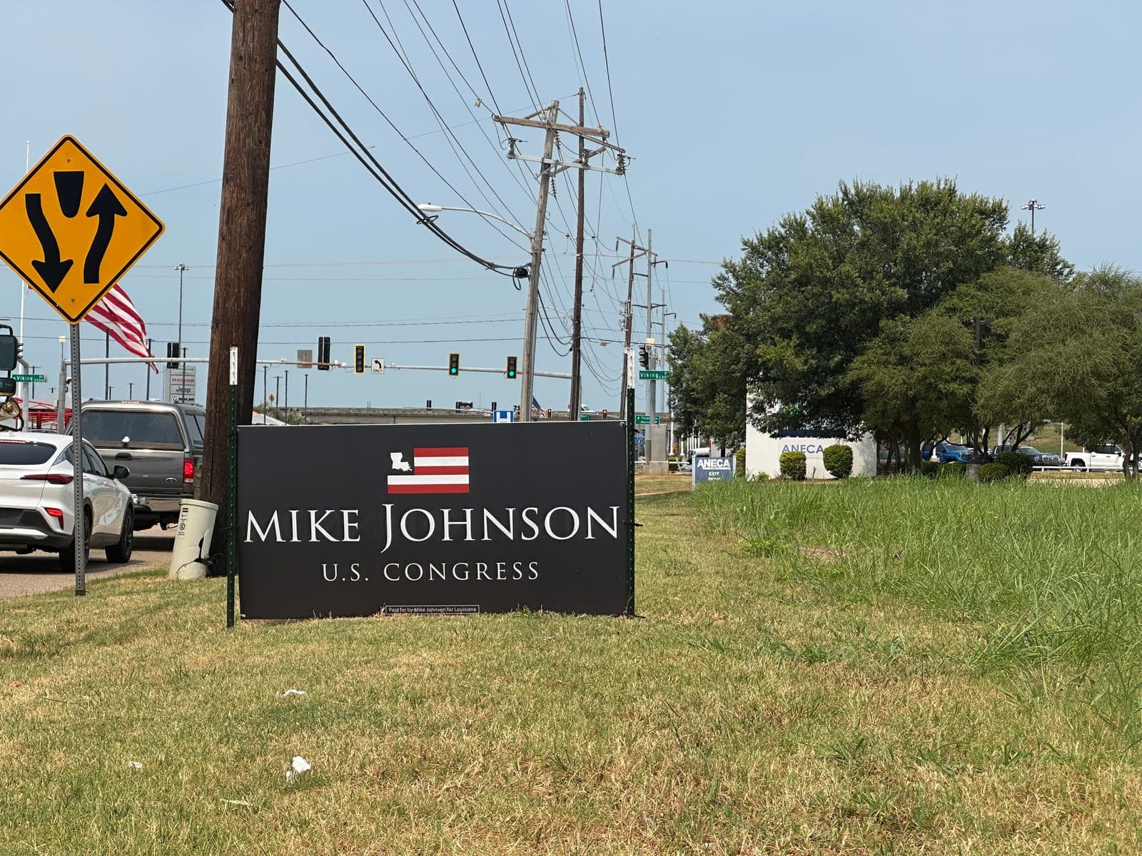 In GOP Speaker Mike Johnson’s district, the political mood is mixed for the party in power - AP News