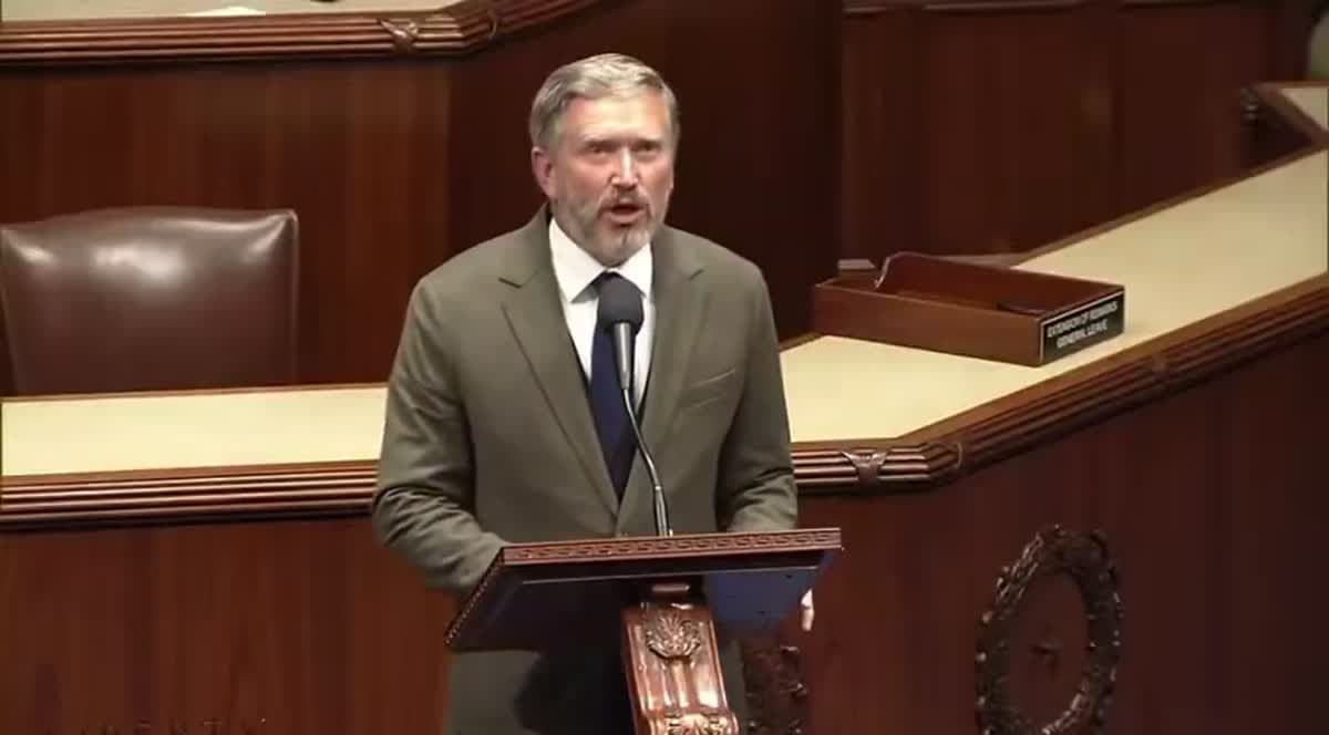 Thomas Massie Just Dropped Dozens Of Epstein-Linked Names In NUCLEAR Speech