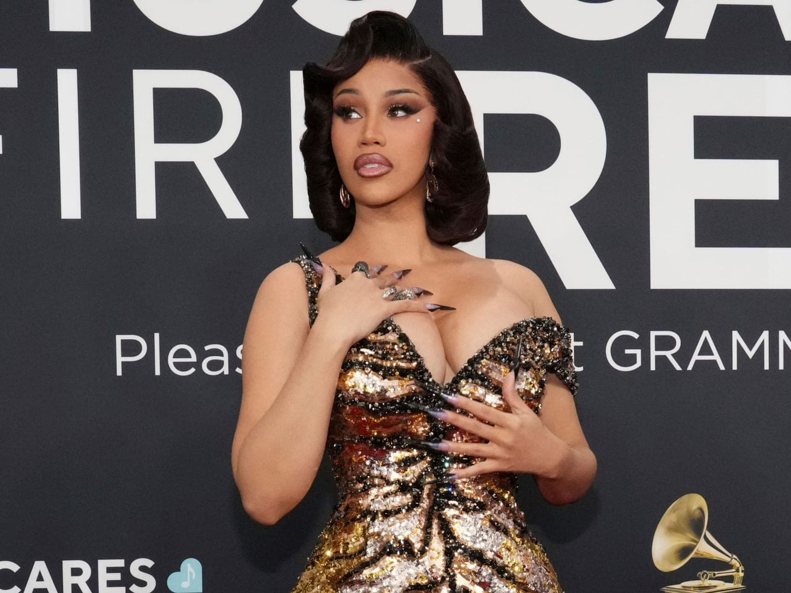 'Please vote for my sister': Cardi B endorses Jasmine Crockett in Texas U.S. Senate race
