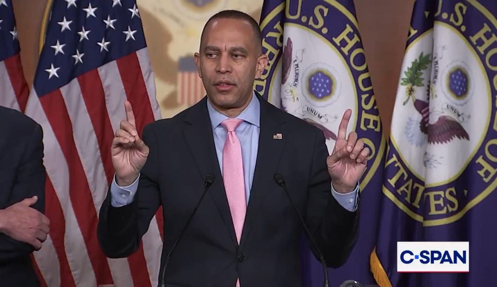 Jeffries Blasts Randy Fine Over Islamophobic Statements