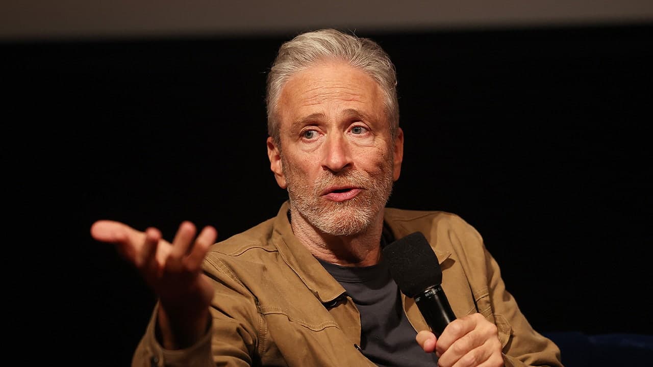 Jon Stewart says Schumer and Jeffries will disappoint after midterms