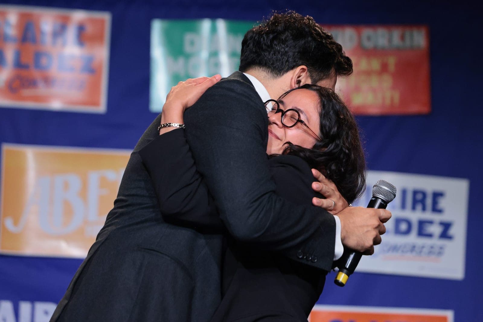 Mamdani in 3, NYC mayor sweeps Democratic establishment: takeaways