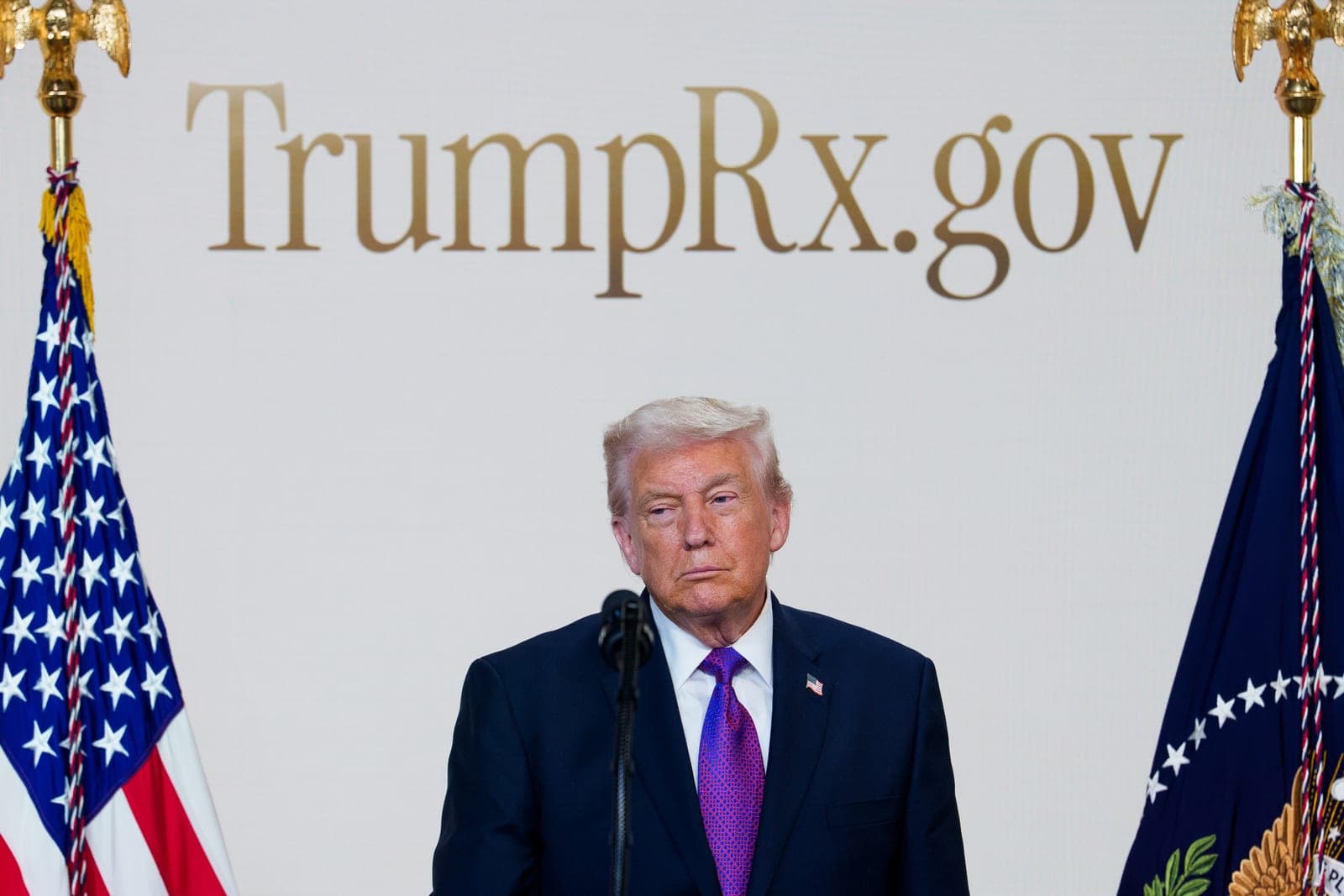 Drugmakers raised prices on hundreds of drugs despite Trump deals, report finds