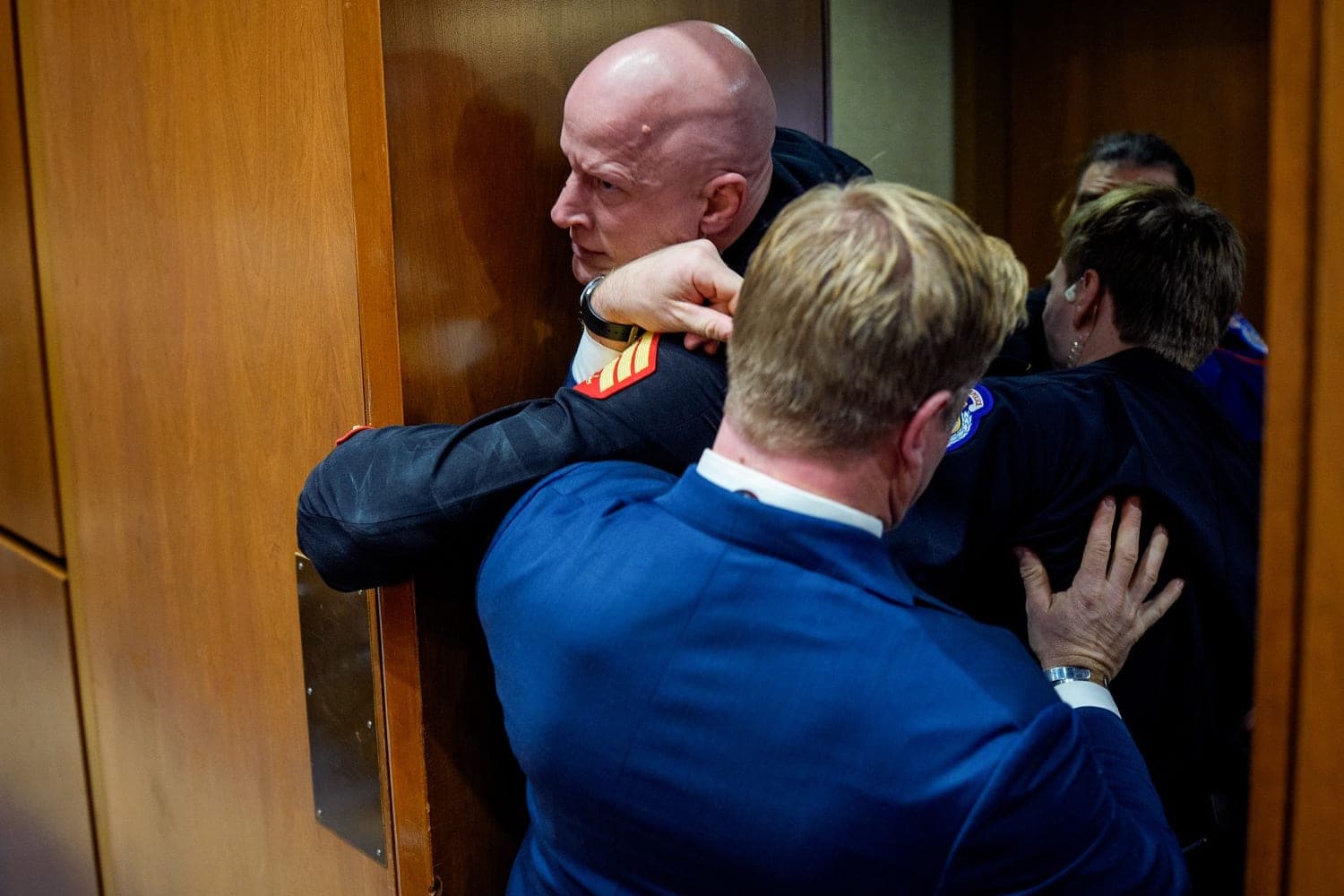 GOP senator helps Capitol Police remove anti-war protester during hearing