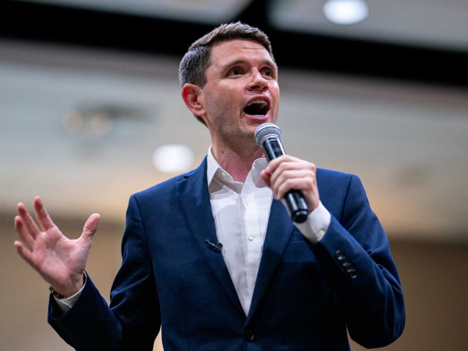 James Talarico shamelessly panders on Karmelo Anthony verdict — on New York-based radio show