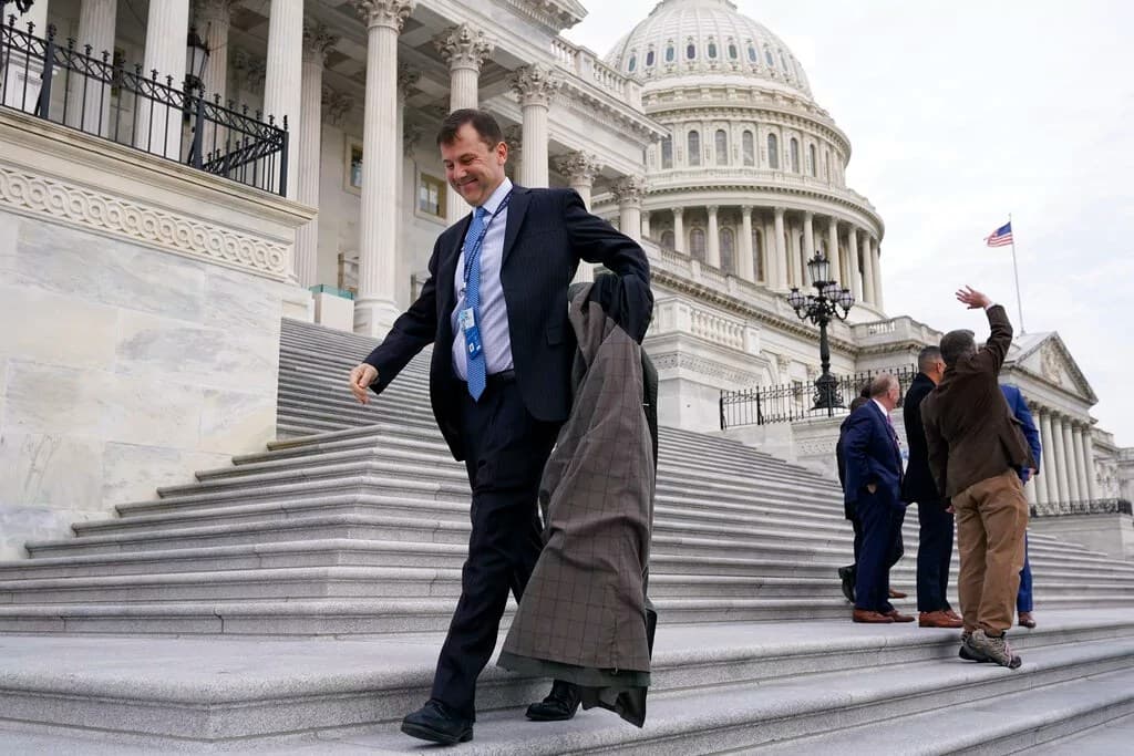Mike Johnson won't disclose health details about Tom Kean Jr.