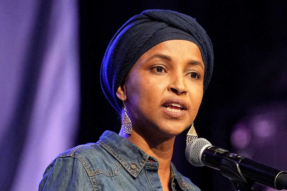 AOC, Jeffries and other New York pols condemn Trump Homeland Security raid on Minnesota Rep. Ilhan Omar's home