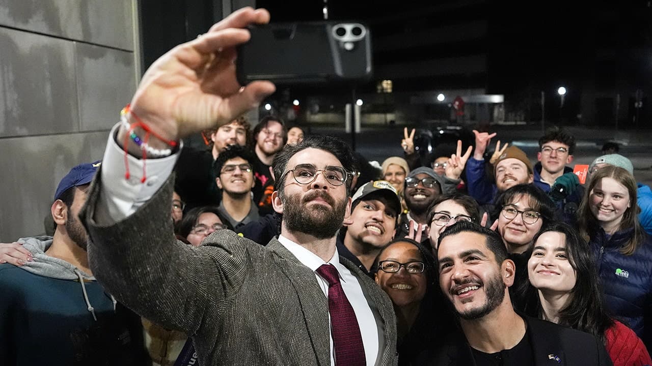 Dem's metldown over 'terrorist sympathizer' Hasan Piker triggers instant conservative mockery: 'Yikes'