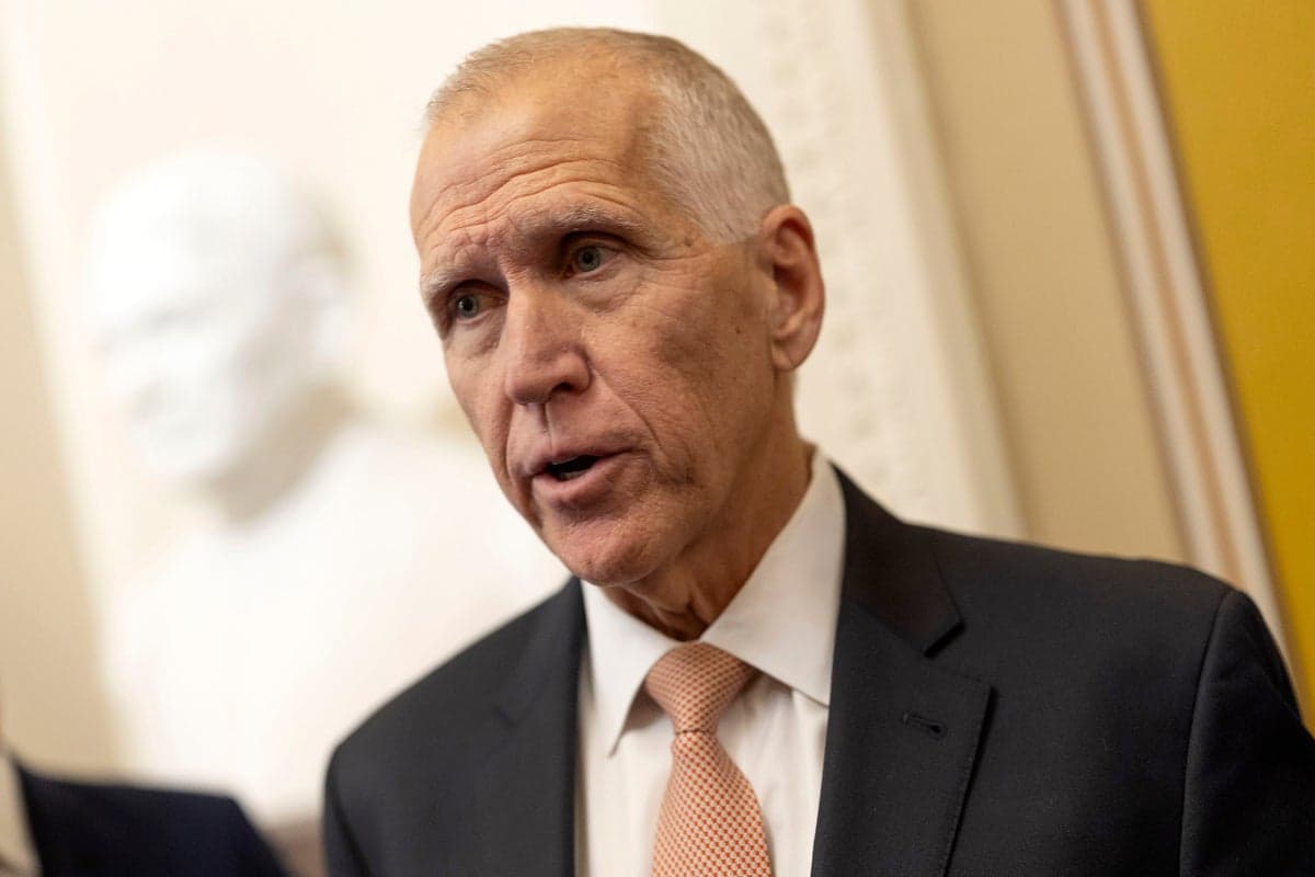 GOP senator rips Trump response to Alex Pretti's killing by feds in Minneapolis: 'Stock going down?!'