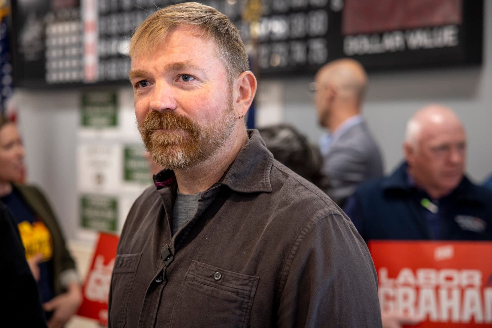 Graham Platner accuses national news outlets of 'journalistic malpractice' for sexting reports